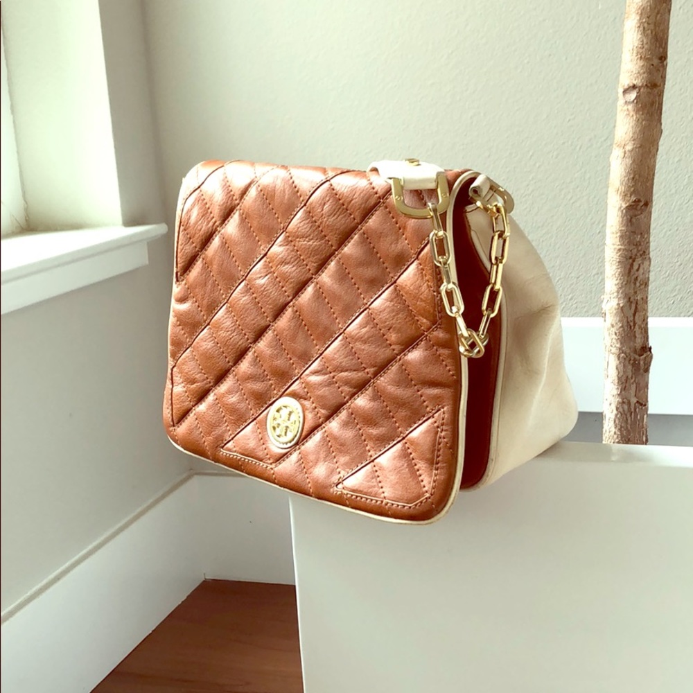 Tory Burch tan and white quilted classic purse